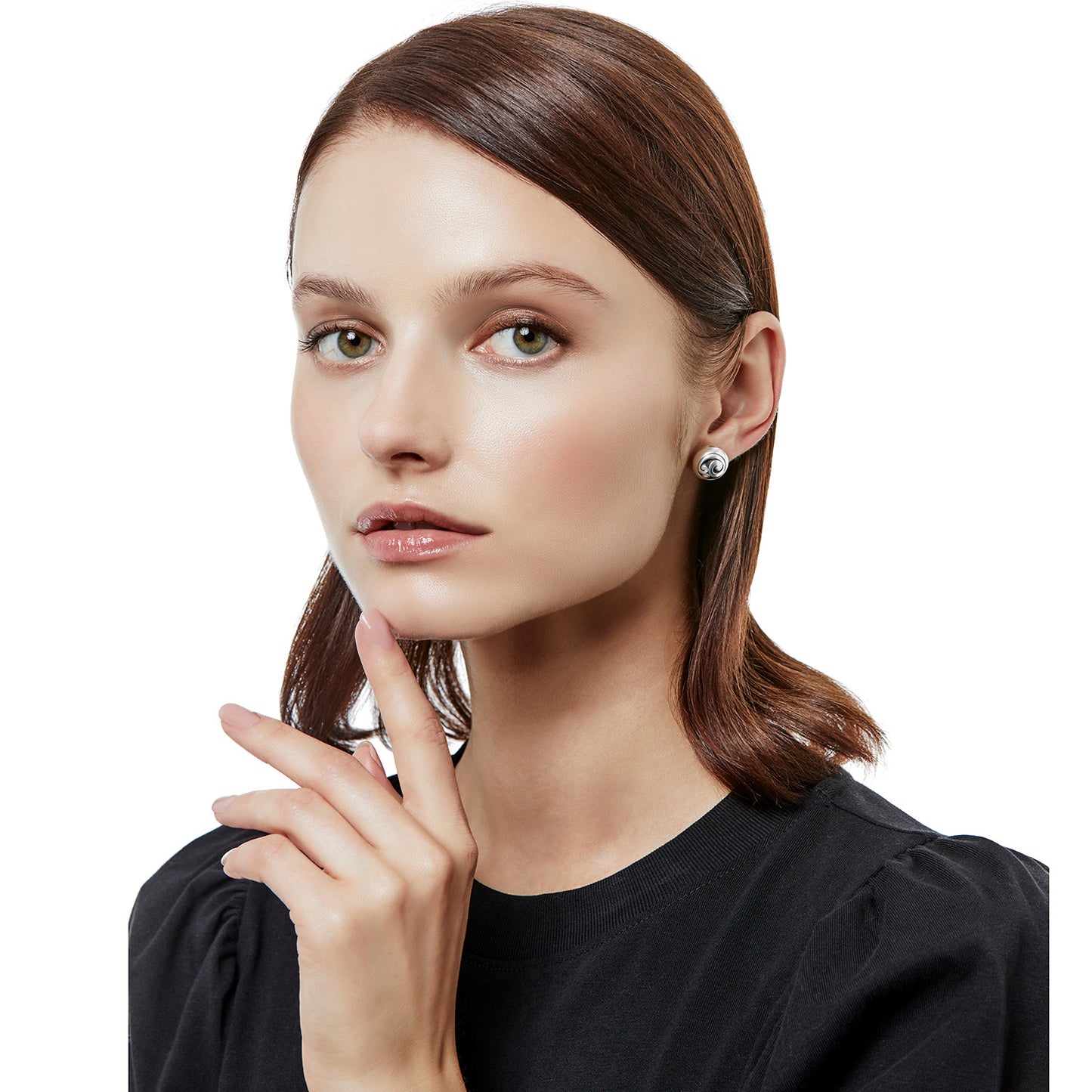 J16820 Contempo Post Earrings