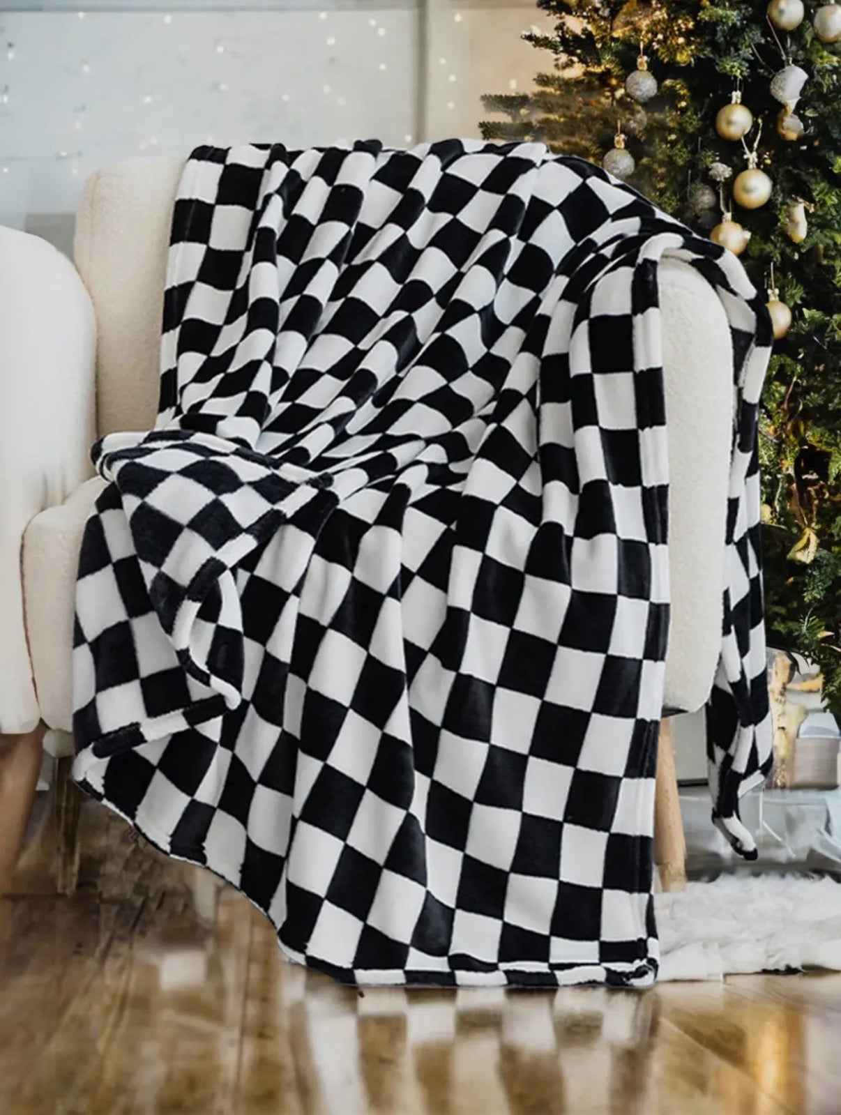 Checkerboard Printed Soft throw Blanket 47" x 78"
