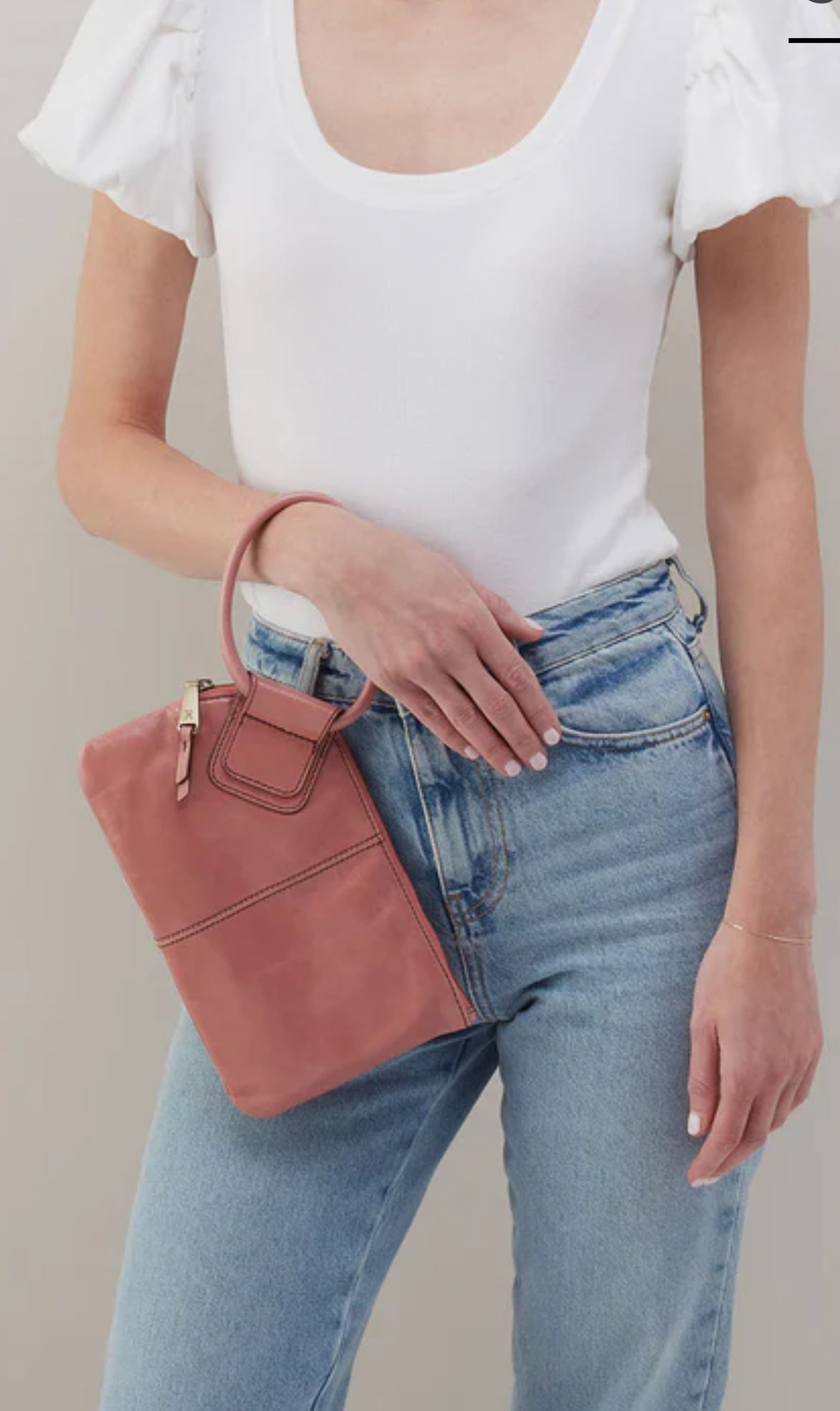 VI-35036ROSE Sable Wristlet Rose