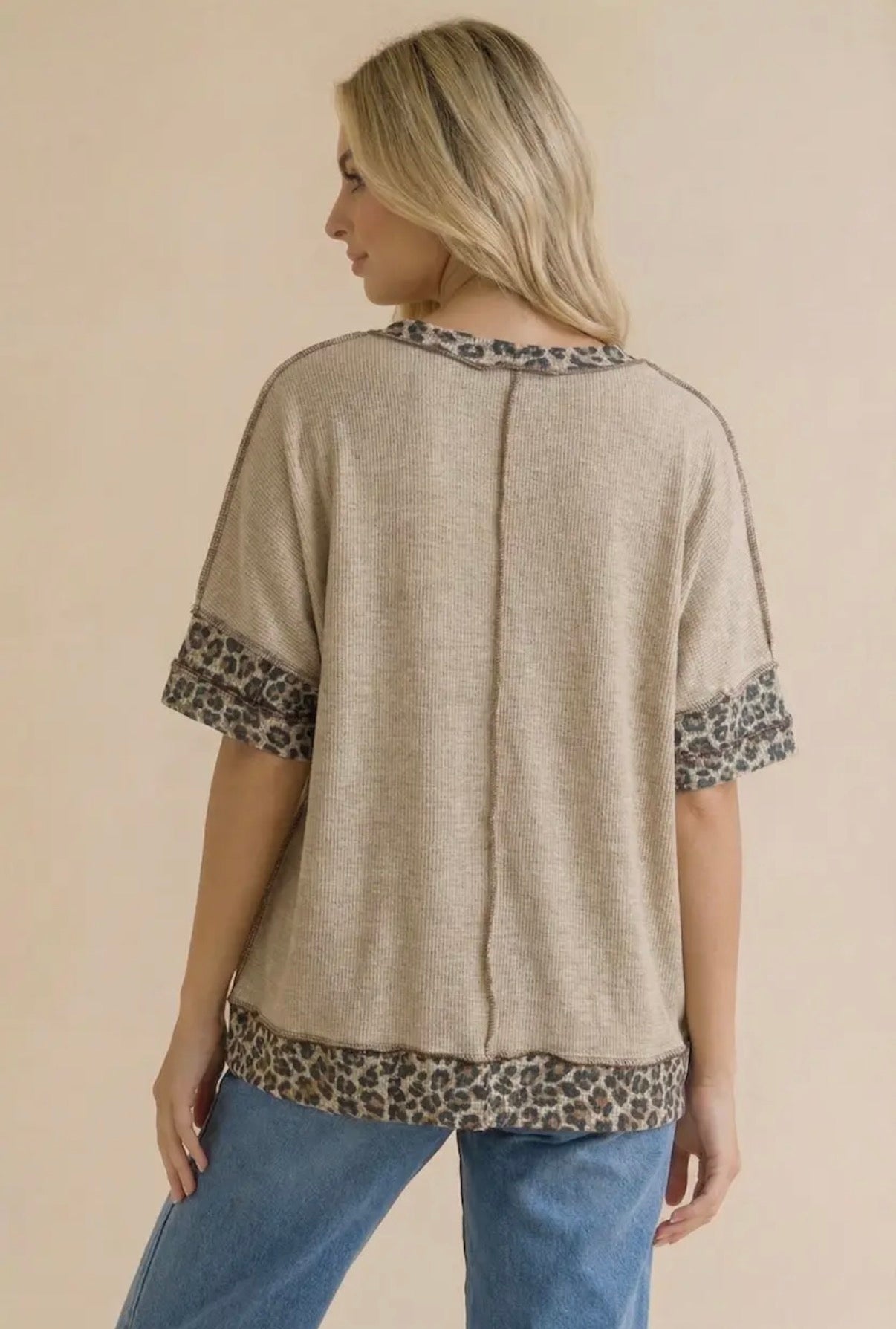 HT7694D Leopard Color Block Top Oatmeal/Taupe