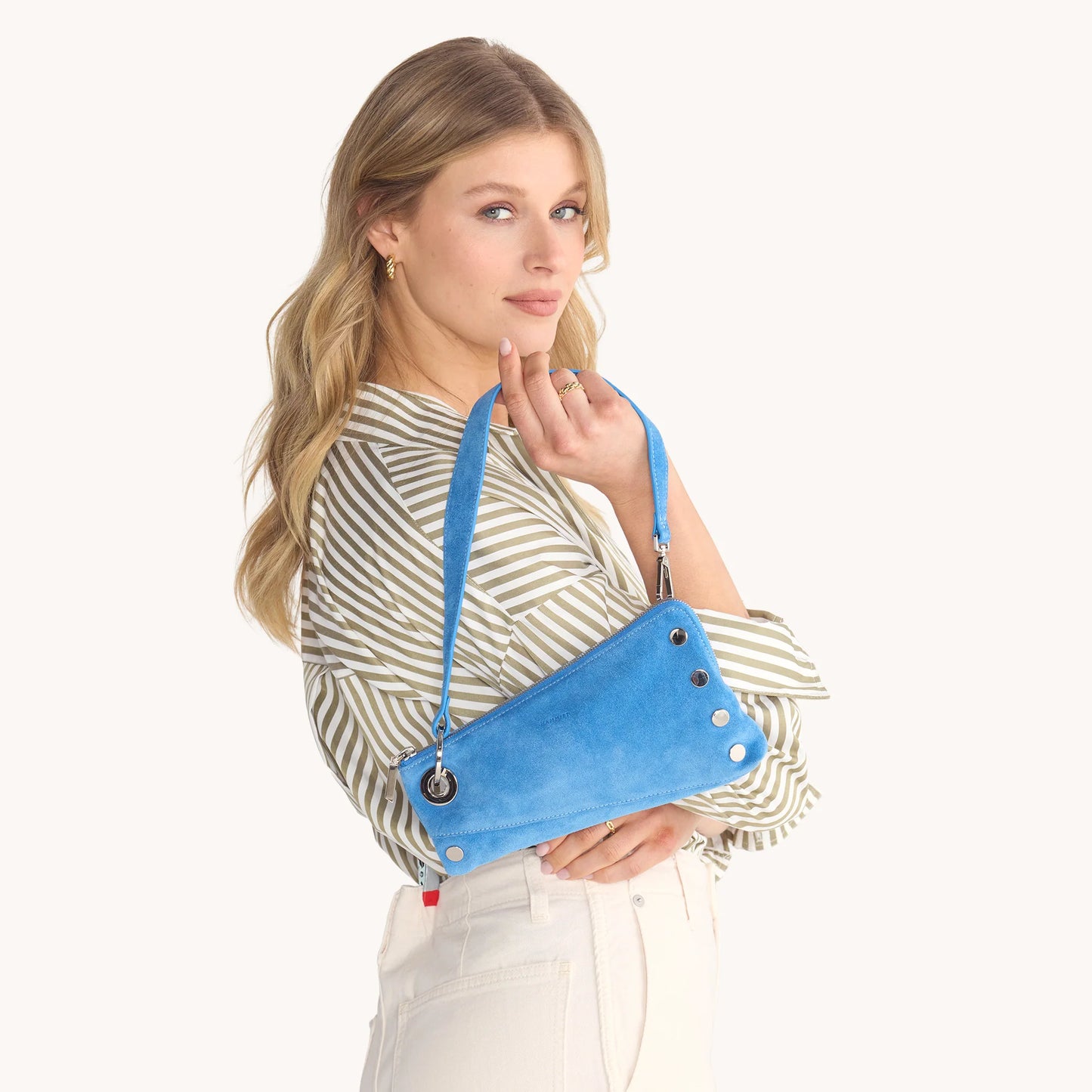 PREORDER NOW! Nash Pochette Hydrangea Suede Silver