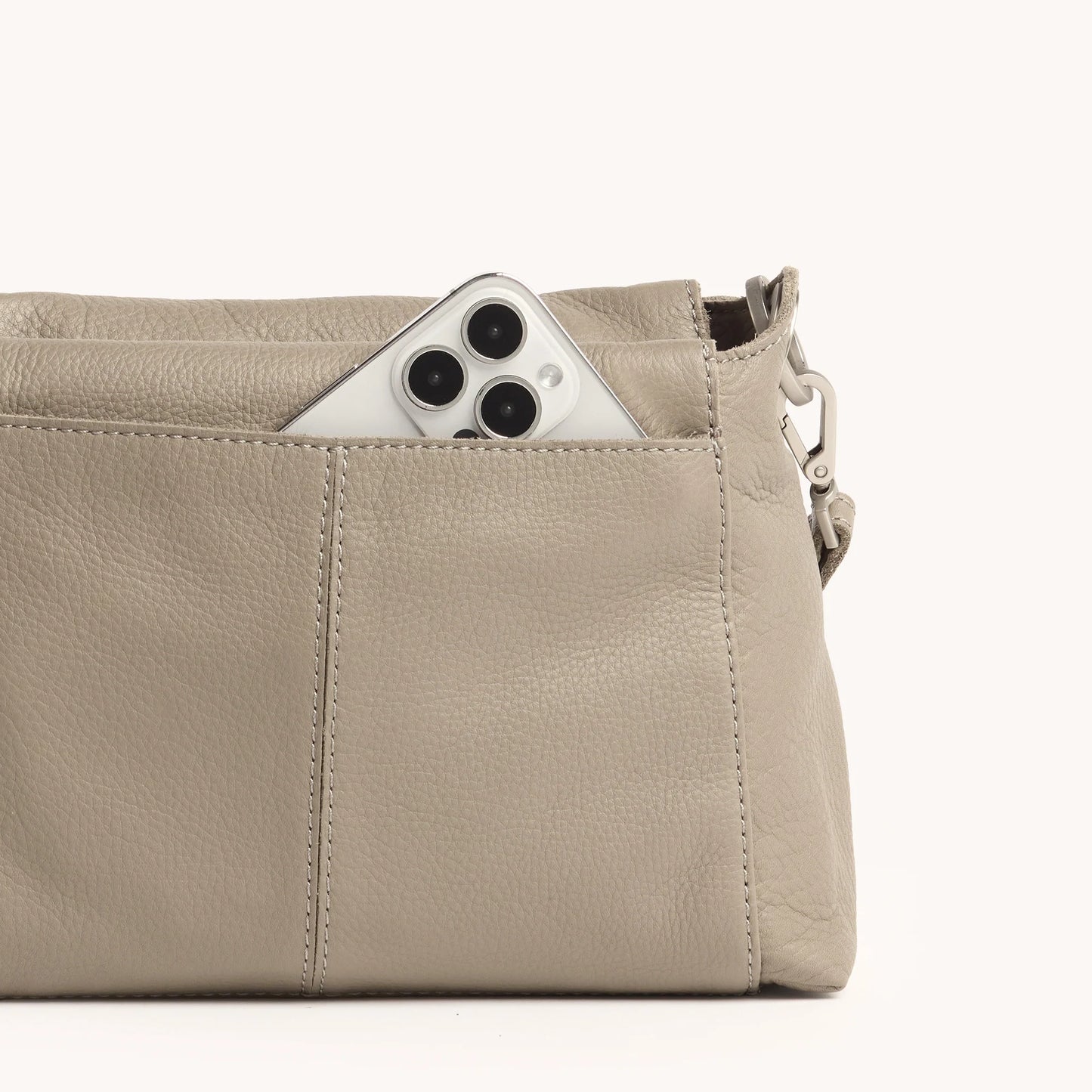 PREORDER NOW! Bryant Medium Pewter Pebble/Brushed Silver