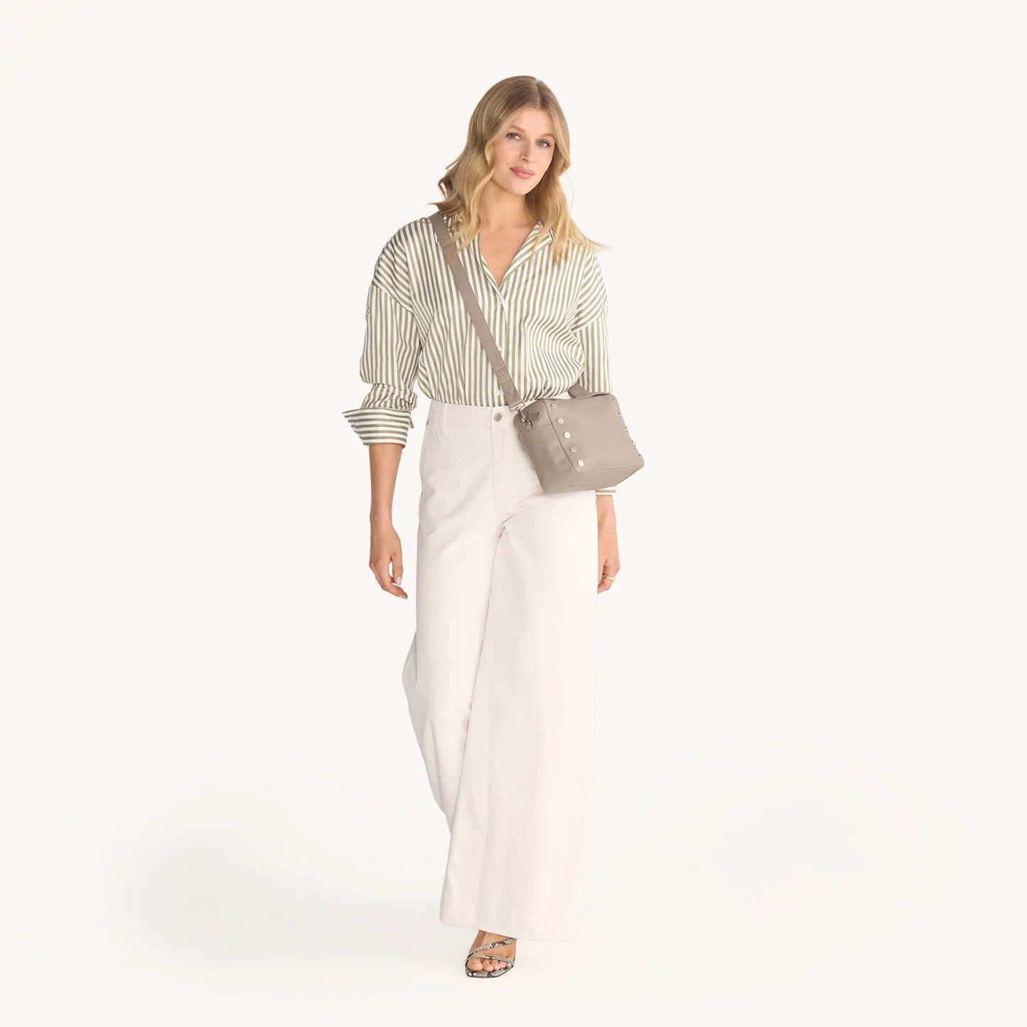 PREORDER NOW! Evan Crossbody Medium Pewter Pebble/Brushed Silver