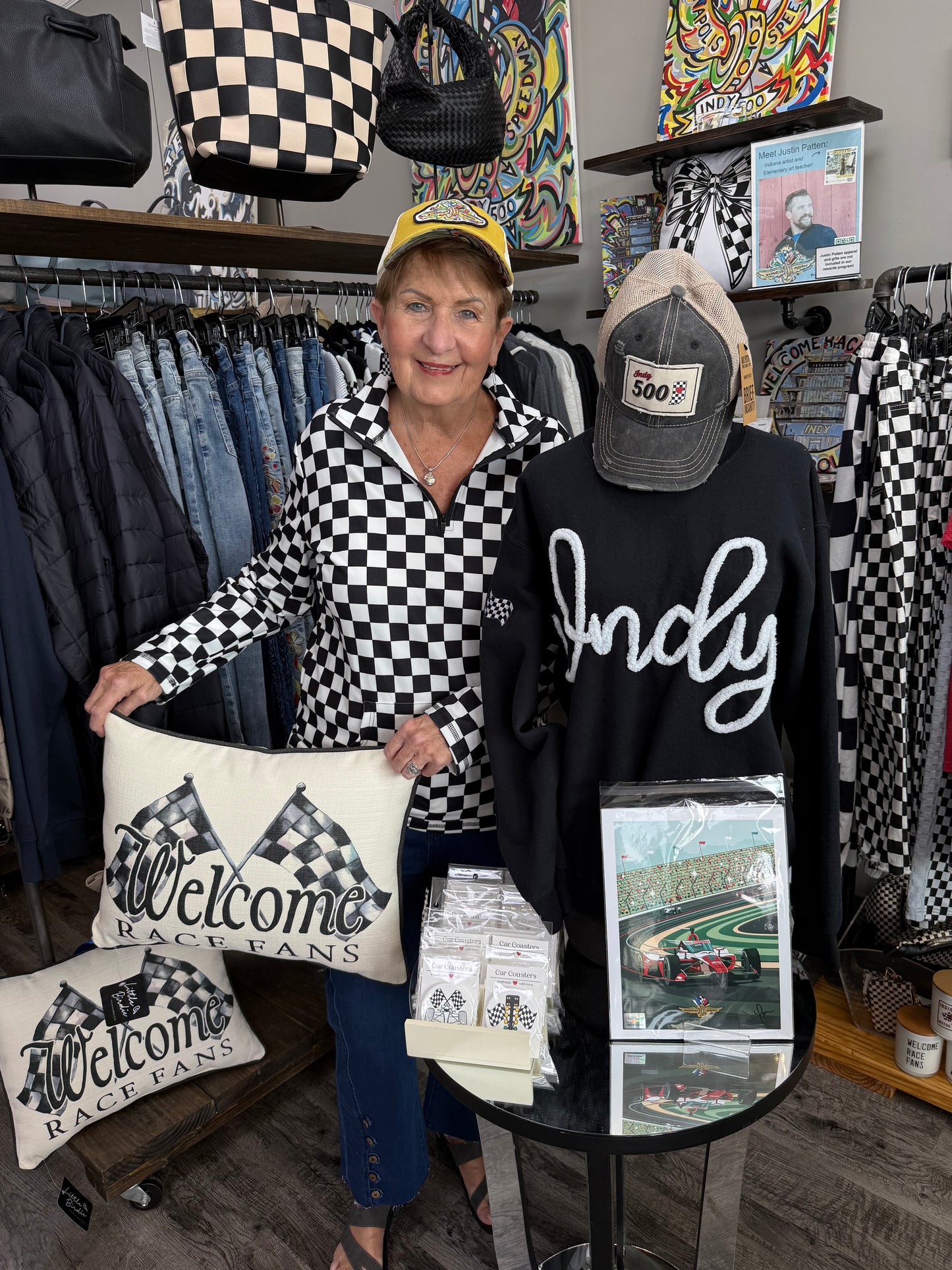Indy Black Yarn Sweatshirt