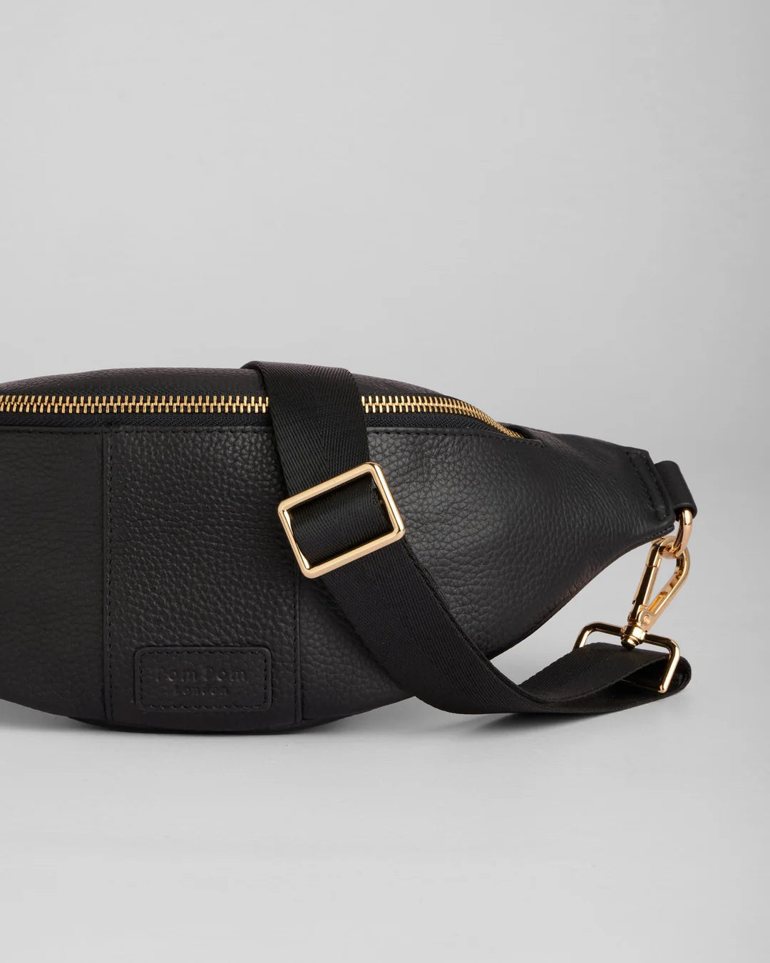 Bum Bag Black + 2 straps (Logo Black Strap & Black/White Mini Chevron Strap)