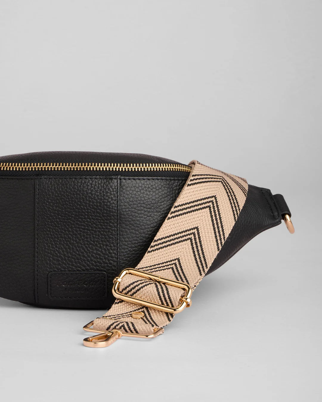 Bum Bag Black + 2 straps (Logo Black Strap & Black/White Mini Chevron Strap)