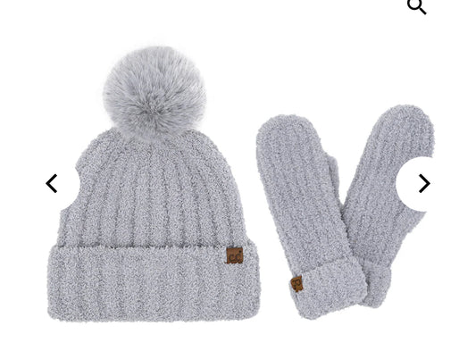 Cozy Yarn CC Hat & Mitten Set Grey