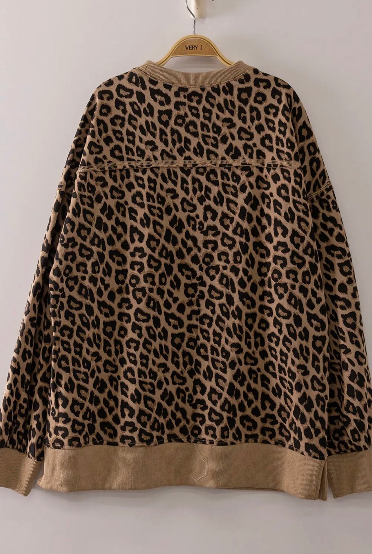NT12770 Taupe Leopard Sweatshirt