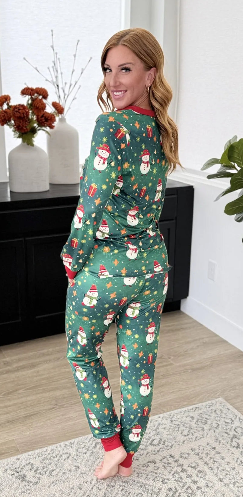 Adult Christmas PJ Green w/ Snowman Jogger Set