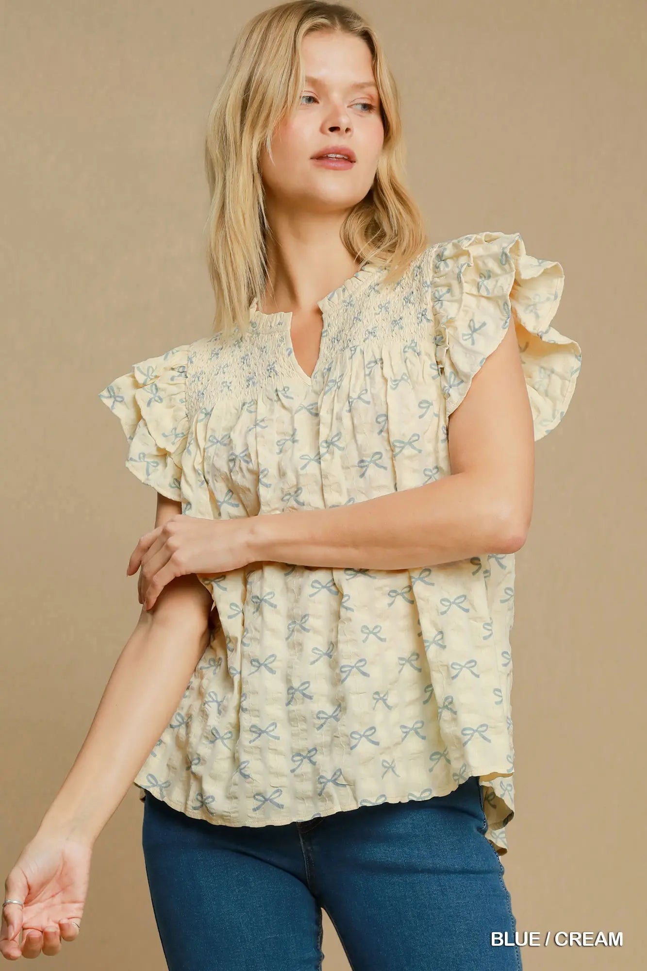 8872 Rufled Sleeves Top