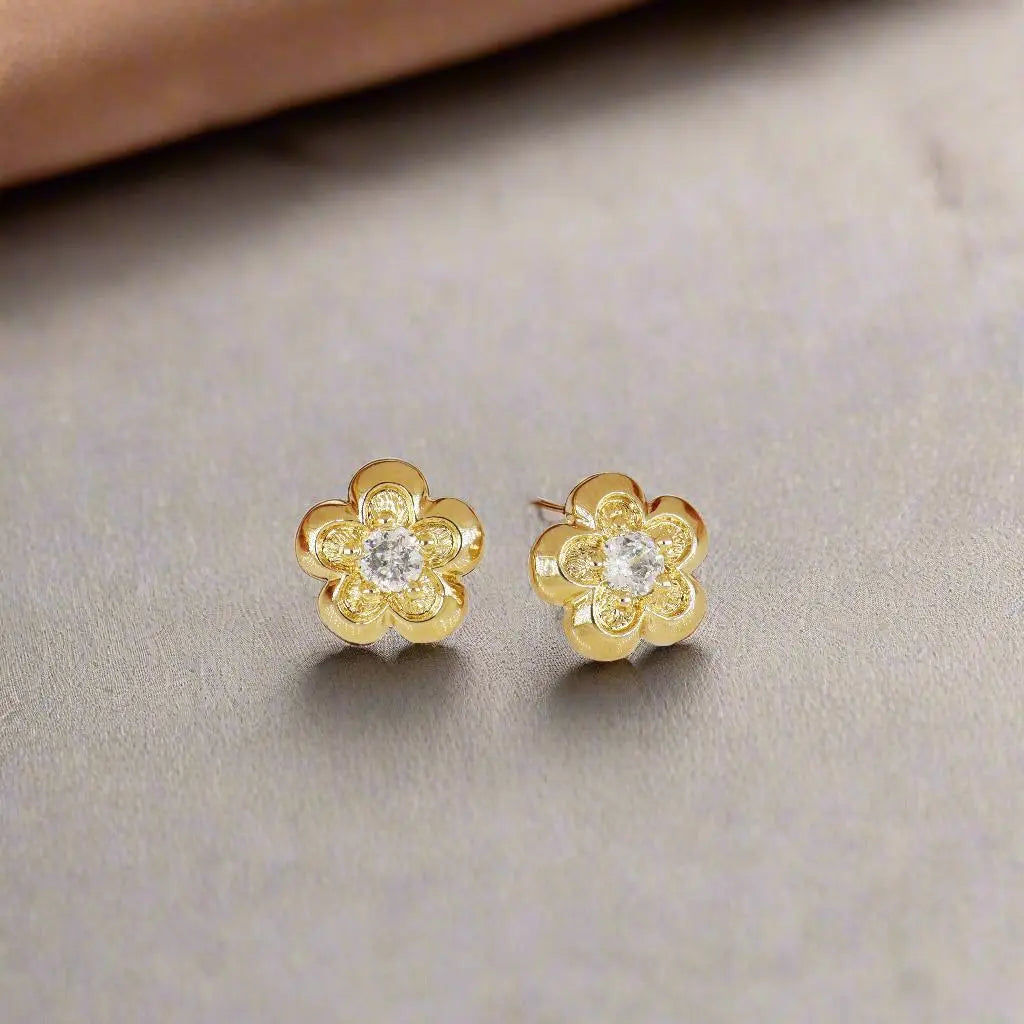 M5432-GF00 FLOWER  CZ GOLD POST EARRING
