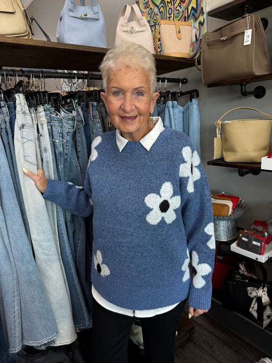 F802 Daisy Sweater