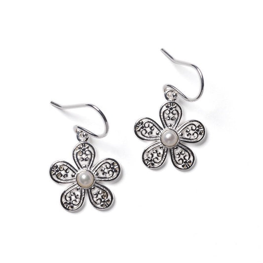 E605 Courtyard Daisy Earring