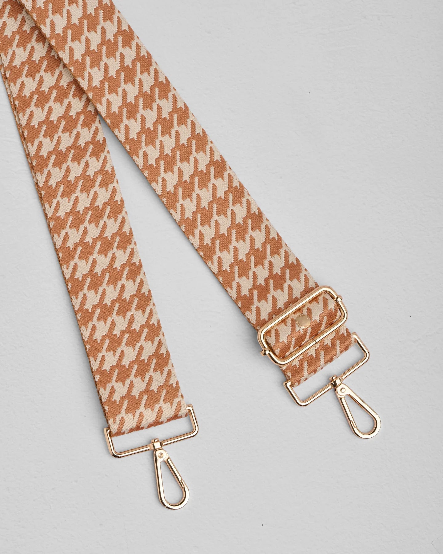 Sutton Sling Bag Maple + 2 straps (Maple Arrow & Maple Hounds Tooth)
